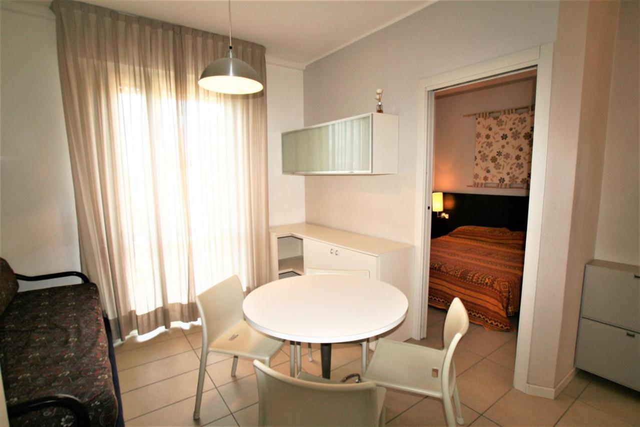 El Palmar Fronte Mare Appartement Lido di Jesolo Buitenkant foto